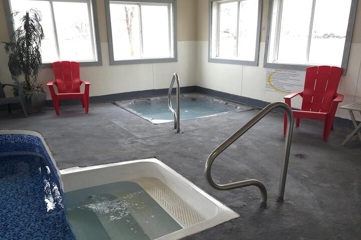 Super 8 by Wyndham Swift Current