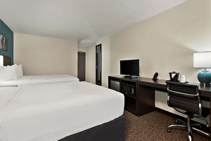 Room 39 of 77