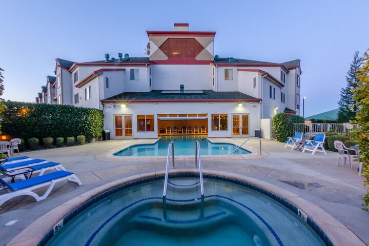 Pool 4 of 48