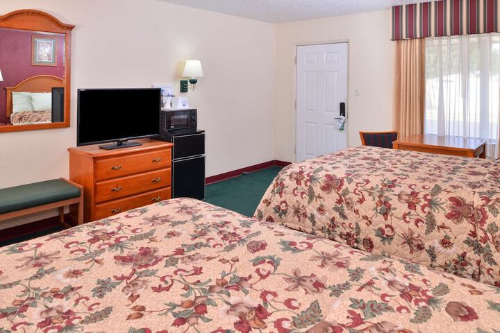Room 22 of 43
