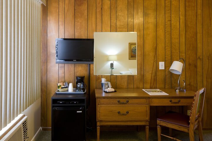 Room 19 of 41