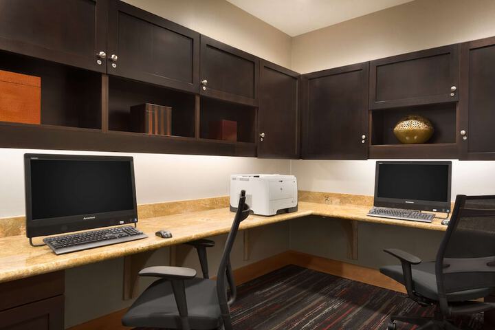 Business Center 36 of 37