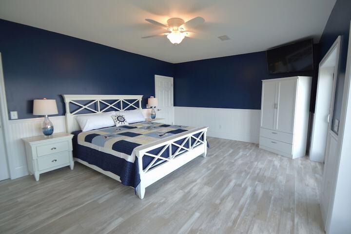 Waters Edge B & B Resort