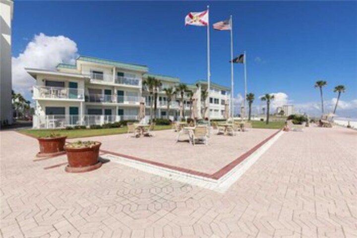 Ocean Jewel 364 Studio Condo