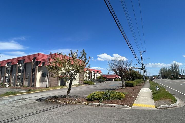 Tacoma Port Inn Fife I-5
