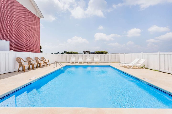 Pool 2 of 23