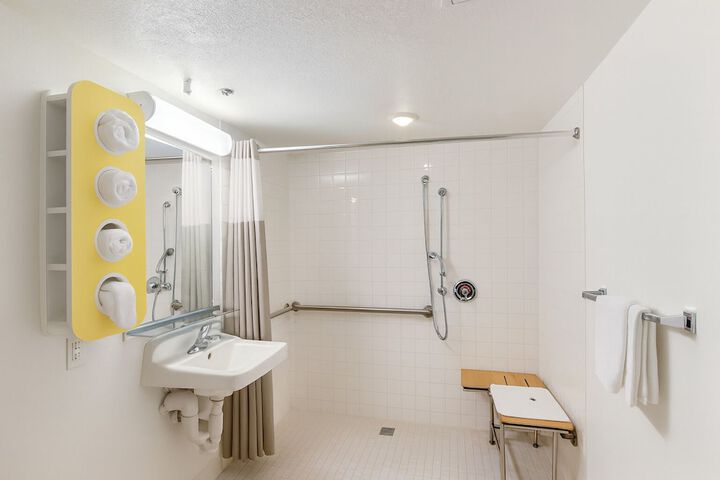 Motel 6 Thousand Oaks CA