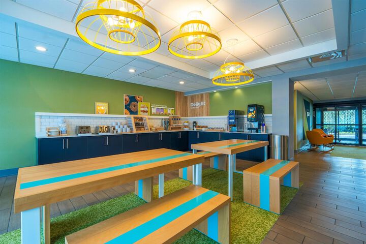 Spark by Hilton Atlanta Kennesaw Town Center