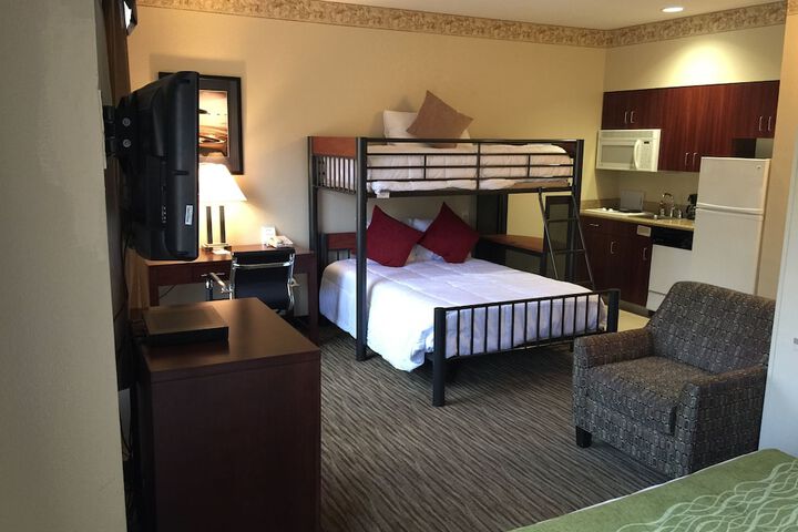 Room 14 of 42