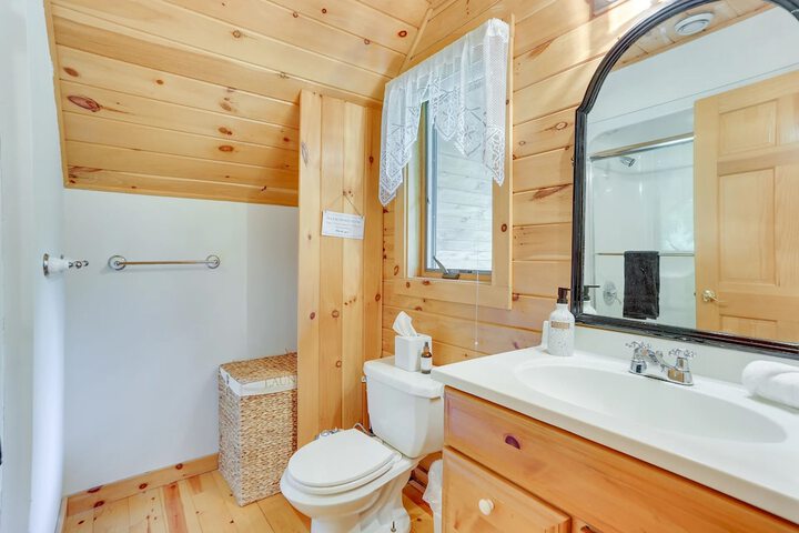 Pocono Dog-Friendly Home on River