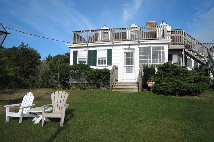 Lighthouse Inn