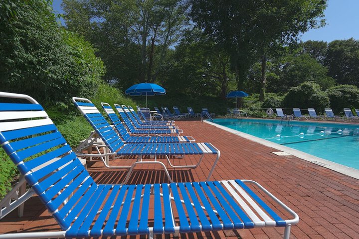 Pool 16 of 184