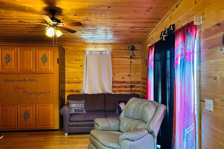 Country Cabins Hotel