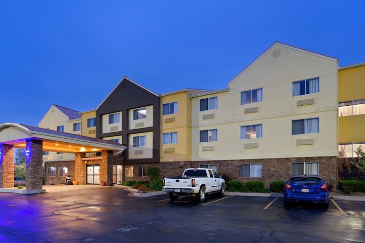 Hotel 3 of 27