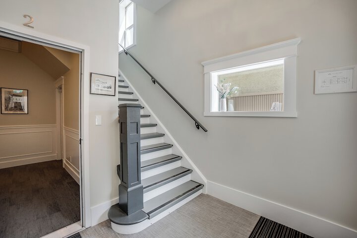 Stirling All Suites Hotel