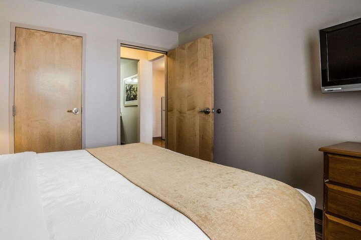 Room 34 of 52