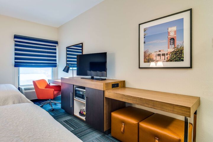 Room 14 of 35