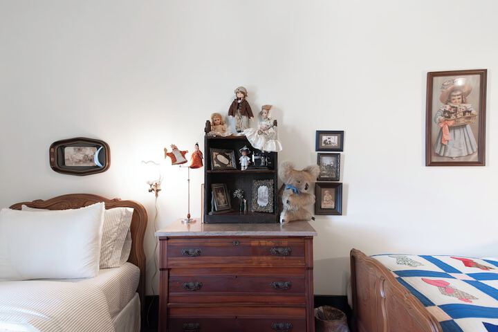 Room 16 of 60