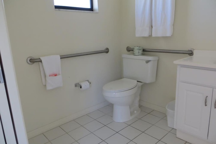 Room 20 of 36