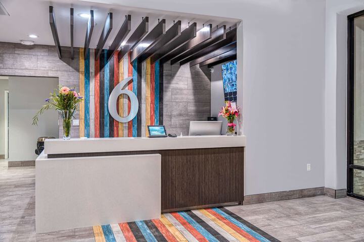 Studio 6 Suites – Stockton CA – Waterfront