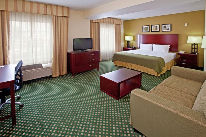Room 7 of 35