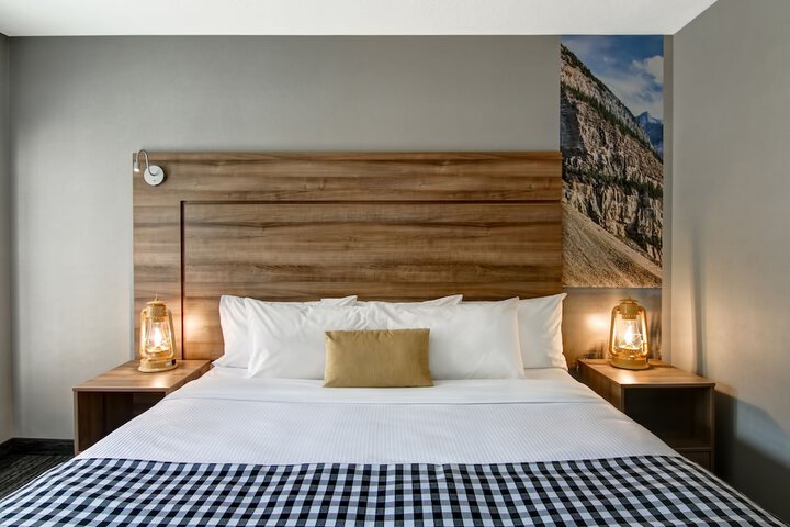 Room 27 of 55