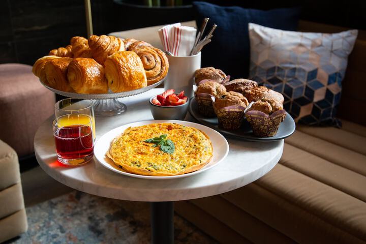 Breakfast/Coffee Service 43 of 60
