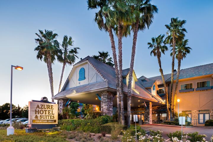 Hotel 5 of 64
