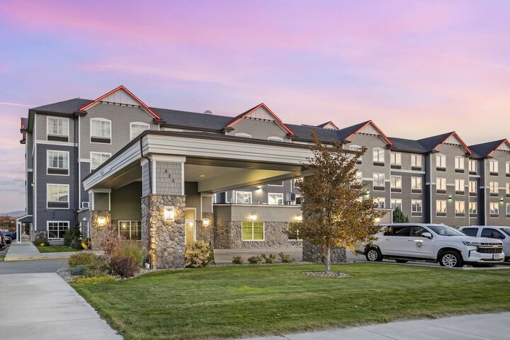 Hotel 2 of 43