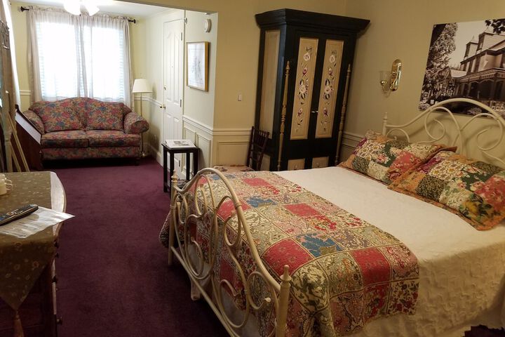 Vandiver Inn