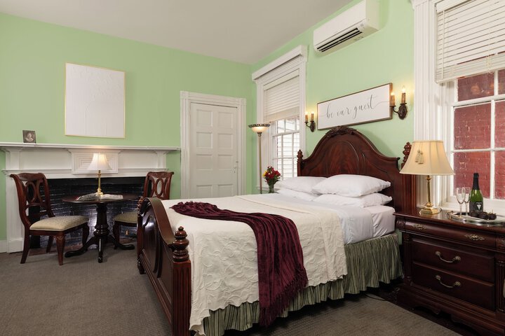 Room 13 of 55