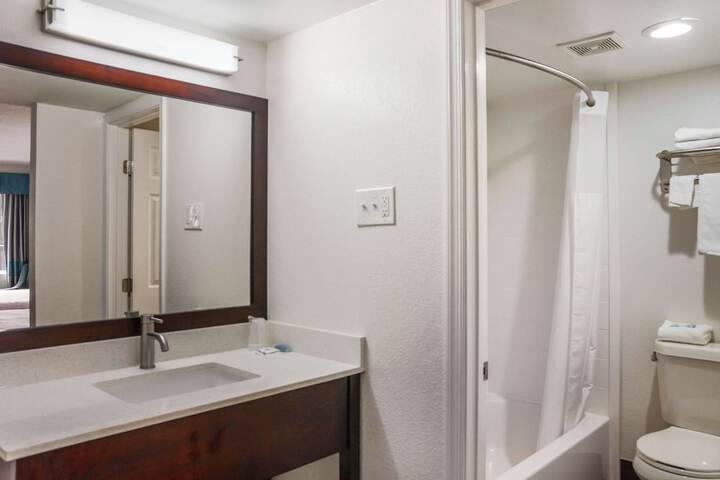 Rodeway Inn Milford