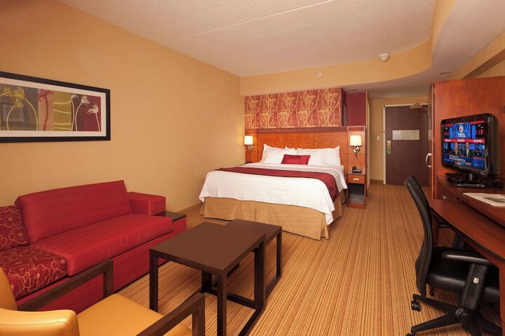 Courtyard by Marriott Boston Waltham