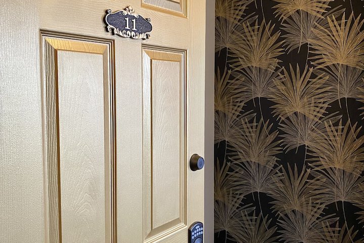 Room 30 of 92