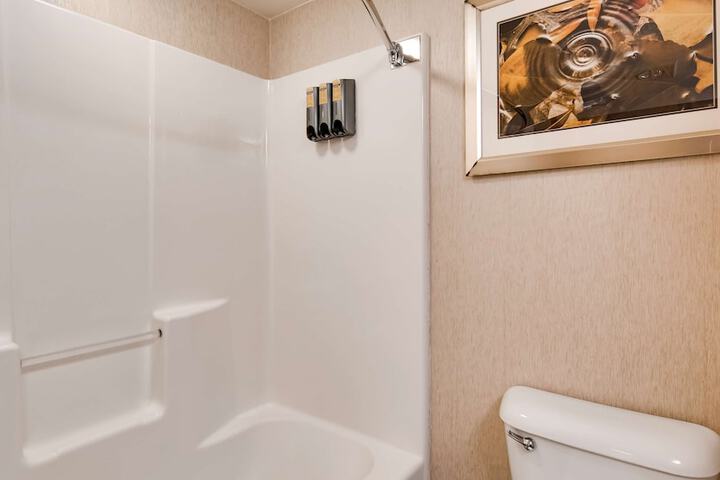 Room 15 of 47