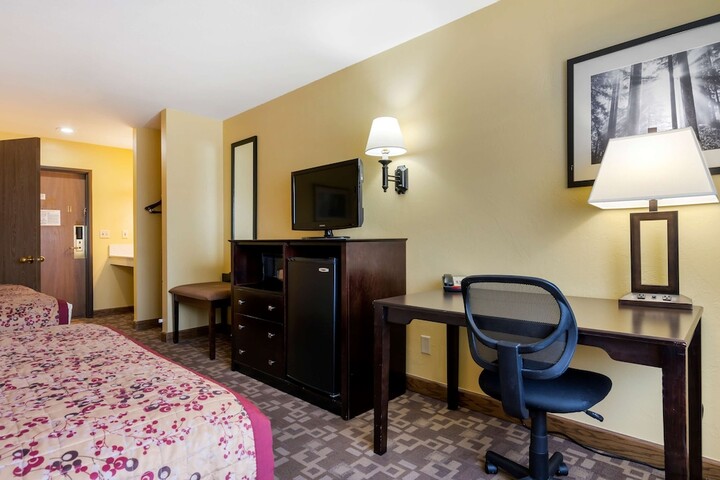 Room 29 of 34