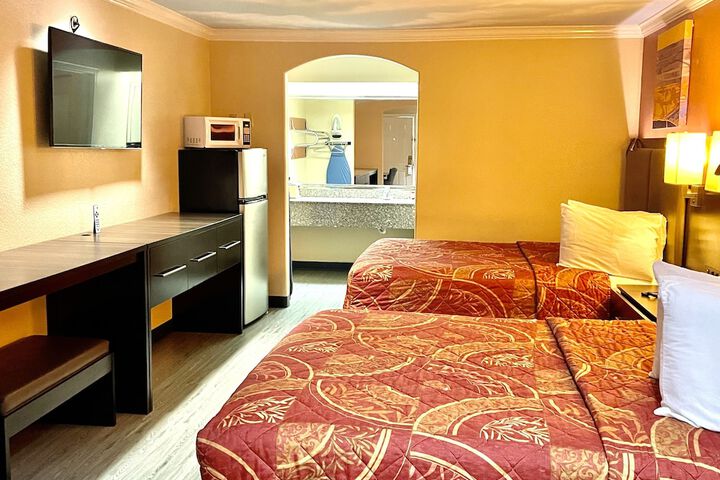 Luxury Inn & Suites Liberty
