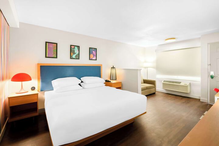 Signature Indio I-10 Coachella Valley by Sonesta