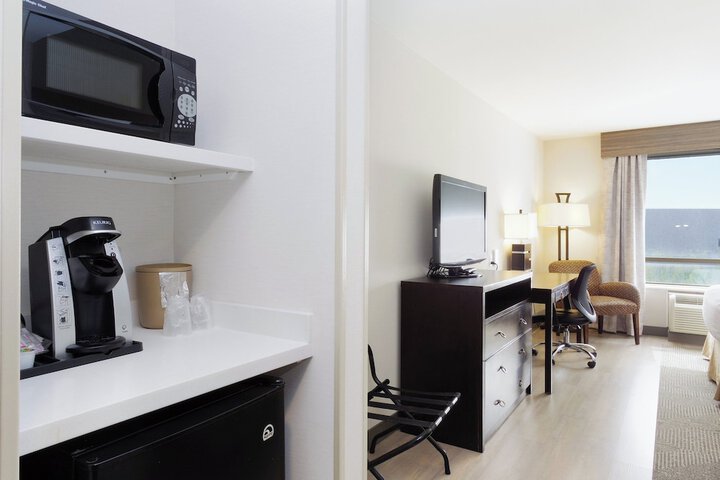 Room 42 of 71