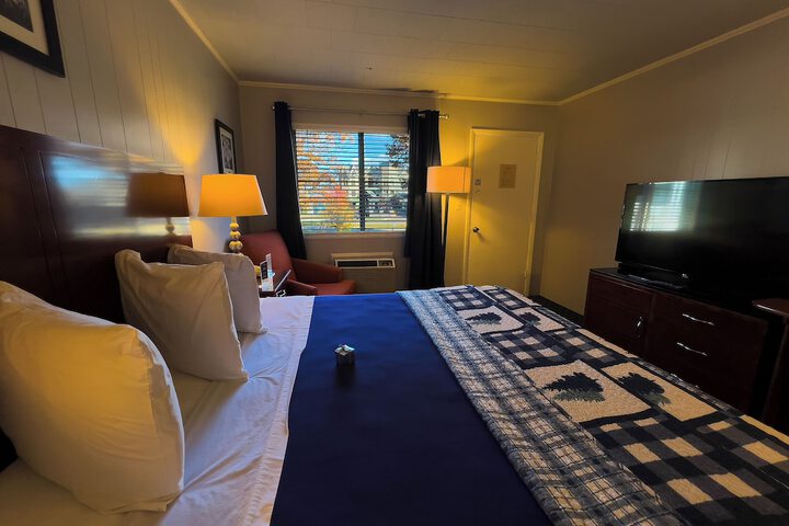 Room 18 of 81