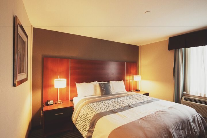 Room 21 of 30