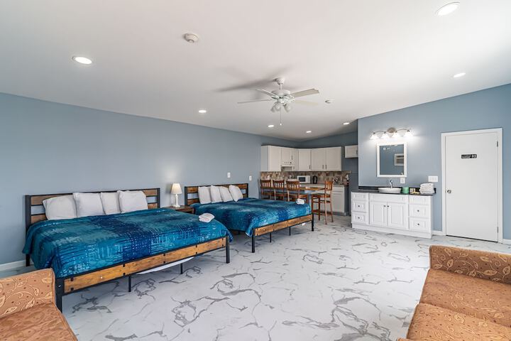 Room 51 of 61