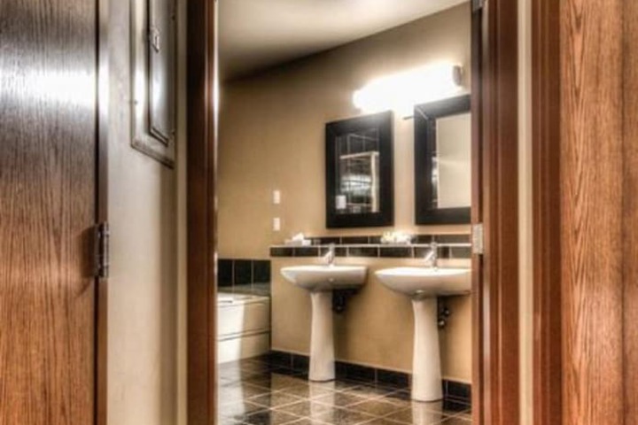 Grand Inn & Residence