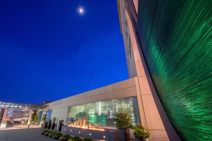 Hotel 8 of 98