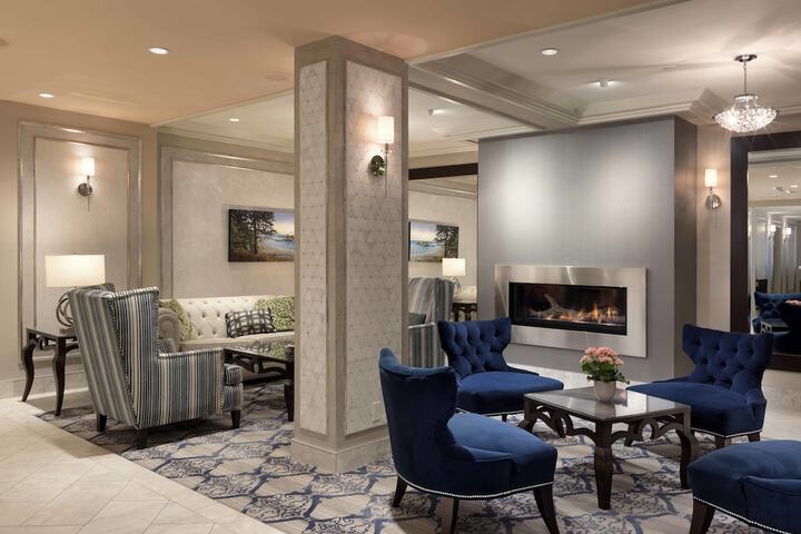 Chateau Victoria Hotel and Suites