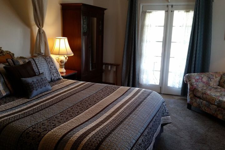 Room 16 of 71