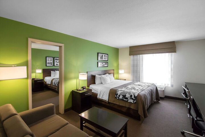 Room 20 of 46