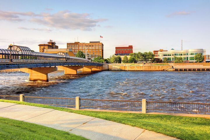 Holiday Inn & Suites Cedar Falls - Waterloo Event Center by IHG