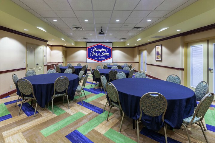 Hampton Inn & Suites Tulsa North / Owasso
