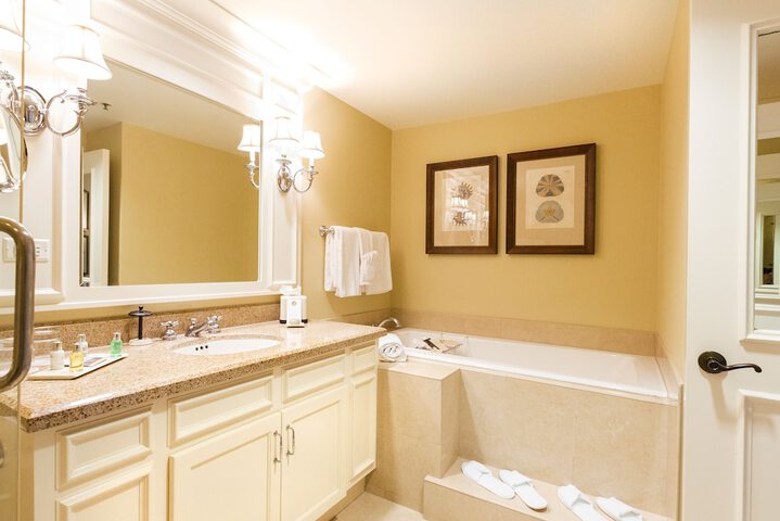 The Inn & Club at Harbour Town